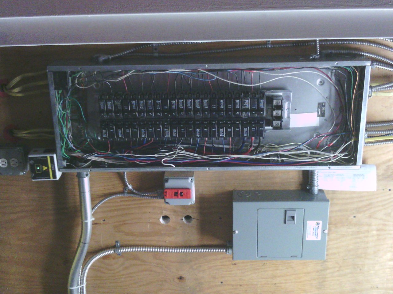 Standard photo of circuit breaker panel appearing to function normally